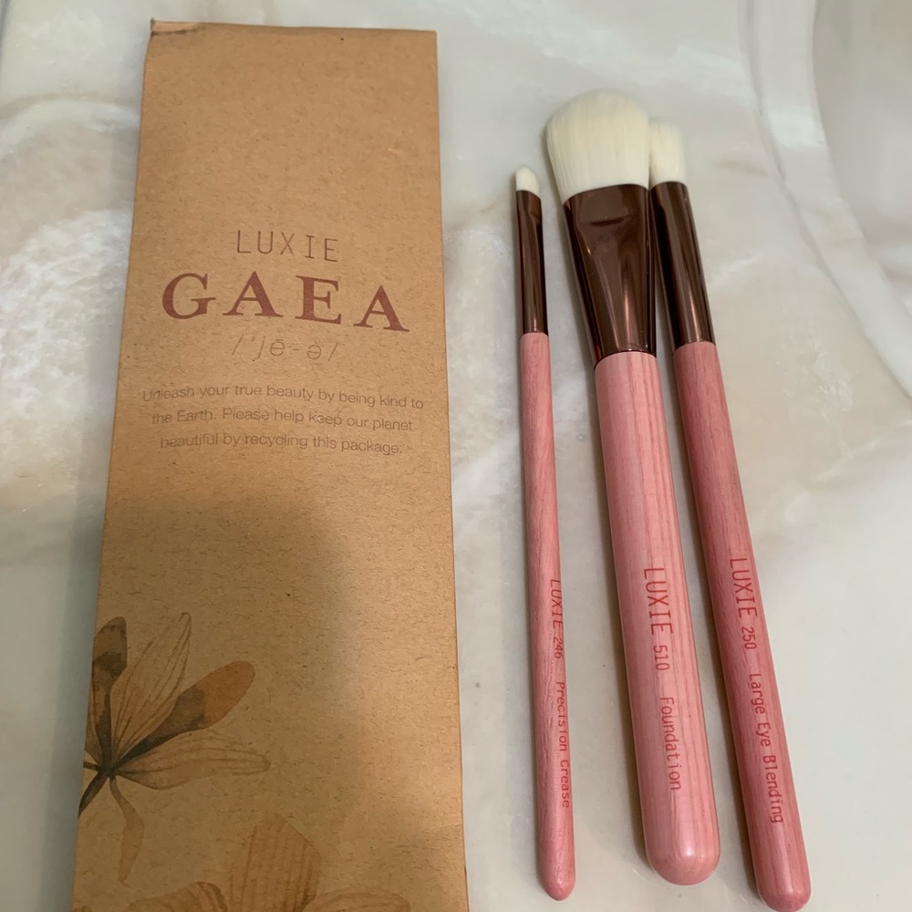 LUXIE eco-friendly brush set
